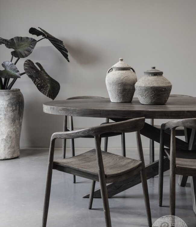 Be-Uniq Armstoel Zira | Vergrijsd Teak | H77xB54xD50 Cm