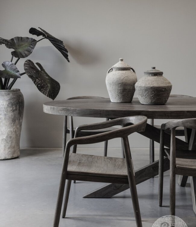 Be-Uniq Armstoel Zira | Vergrijsd Teak | H77xB54xD50 Cm