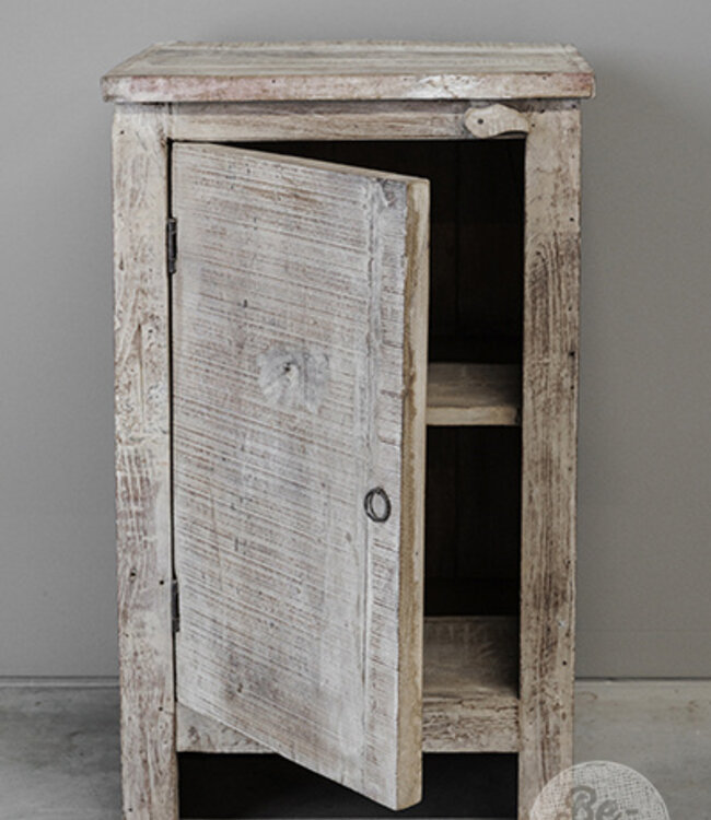 Be-Uniq Oud Kastje | India | H78 x B46 x D38 Cm