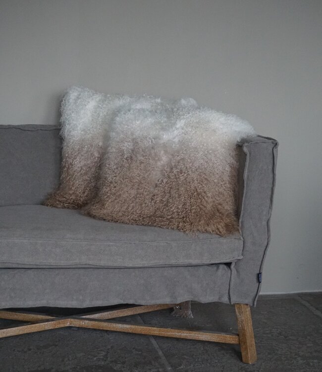Rene Houtman Kussen Lamsvacht | Ivory To Beige | 50x50 cm