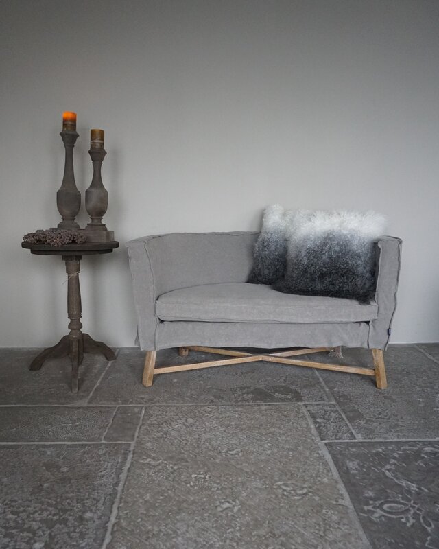 Rene Houtman Kussen Lamsvacht | Ivory To Charcoal | 50x50 cm