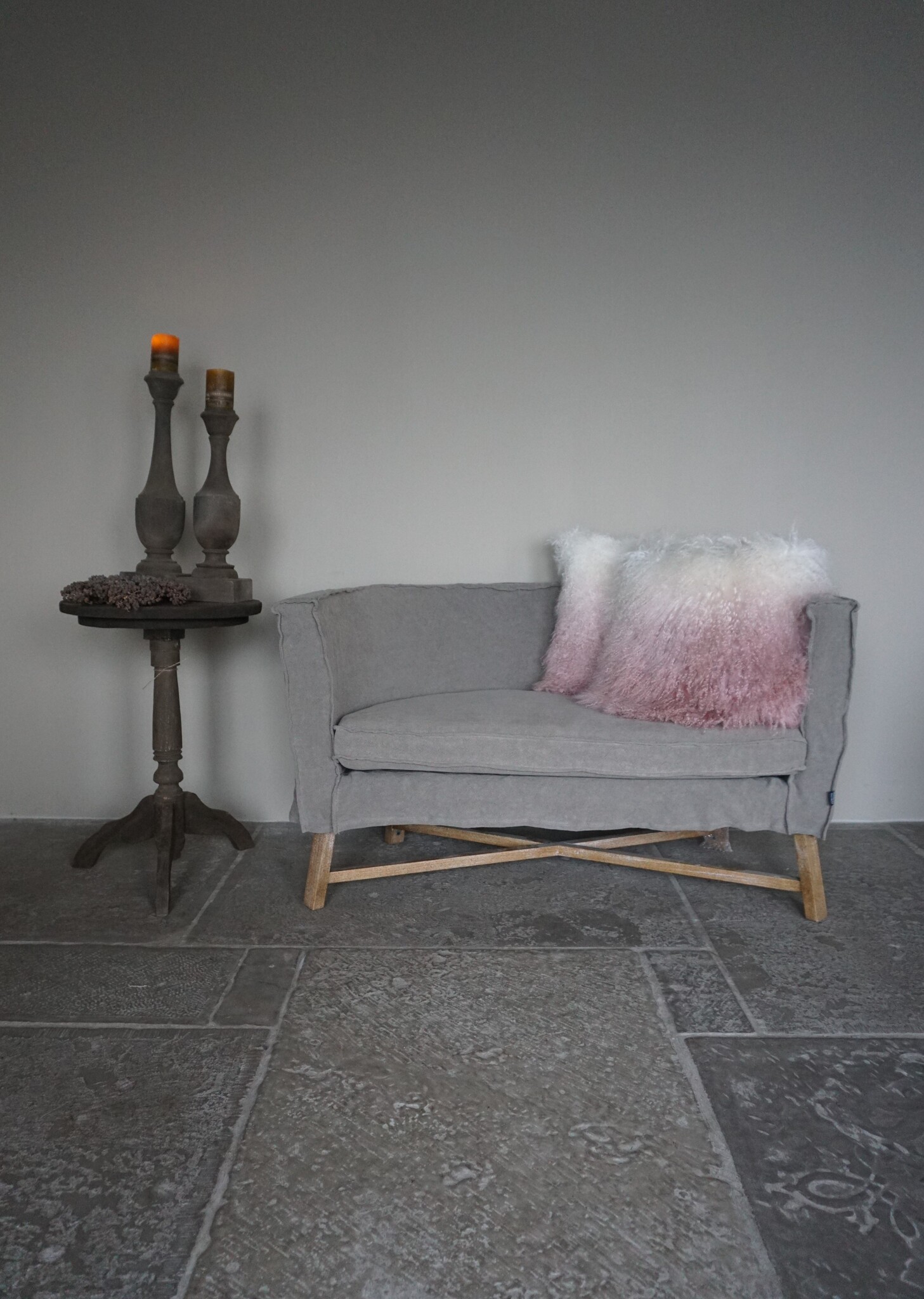 Rene Houtman Kussen Lamsvacht | Ivory To Pink | 50x50 cm