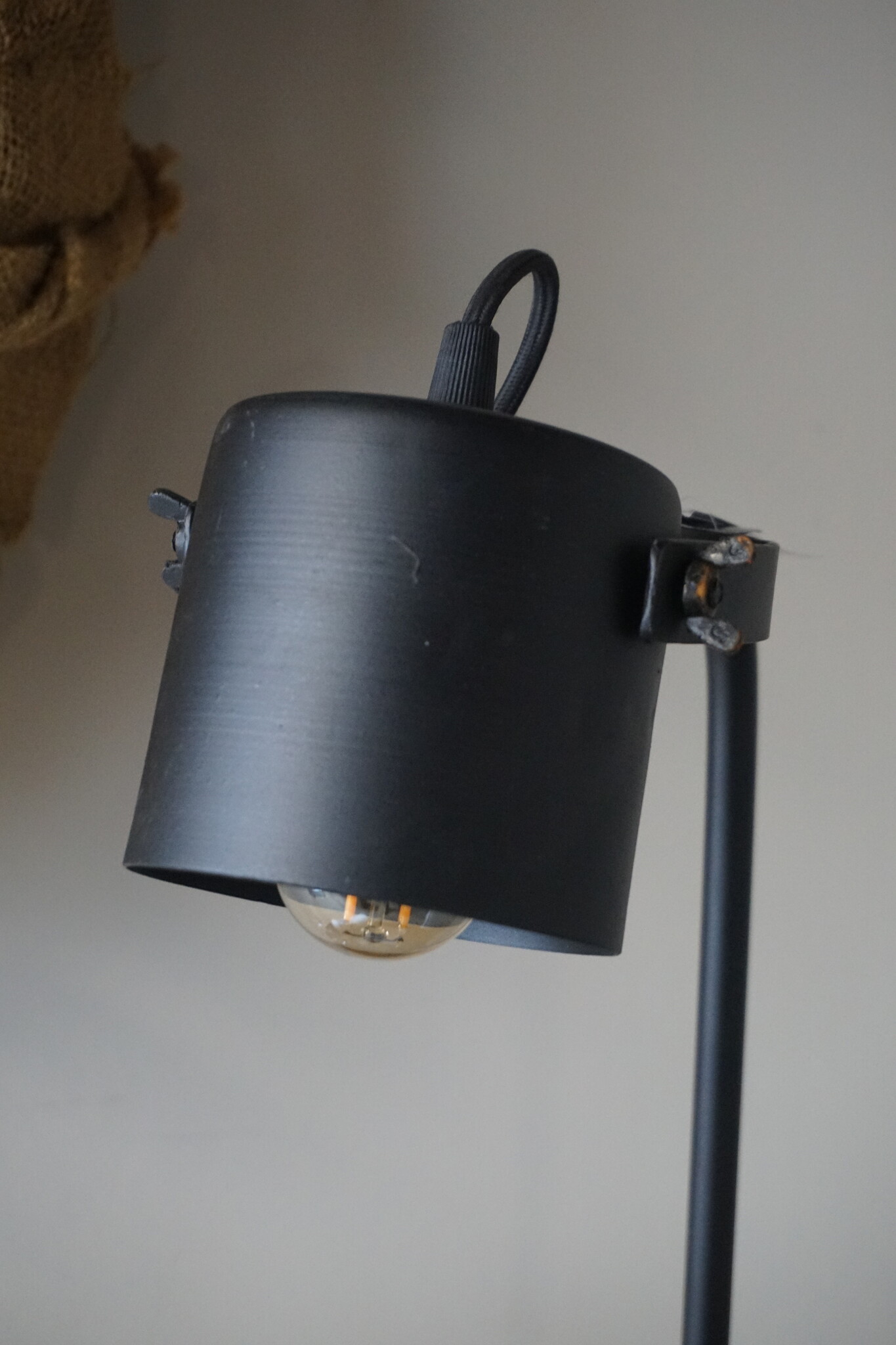 Brynxz Bureaulamp 'Minimalistic Matt Black' | 30 x 15 x 51 cm