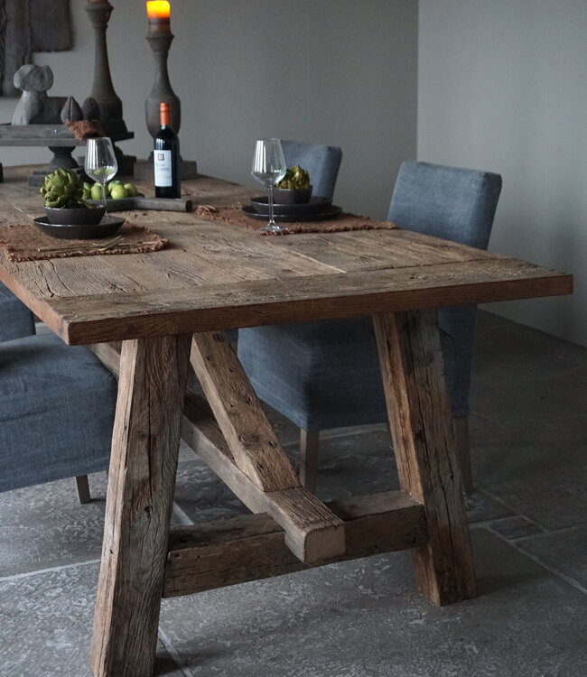 Rene Houtman Oud Eikenhouten Tafel | H79 x B300 x D100 cm