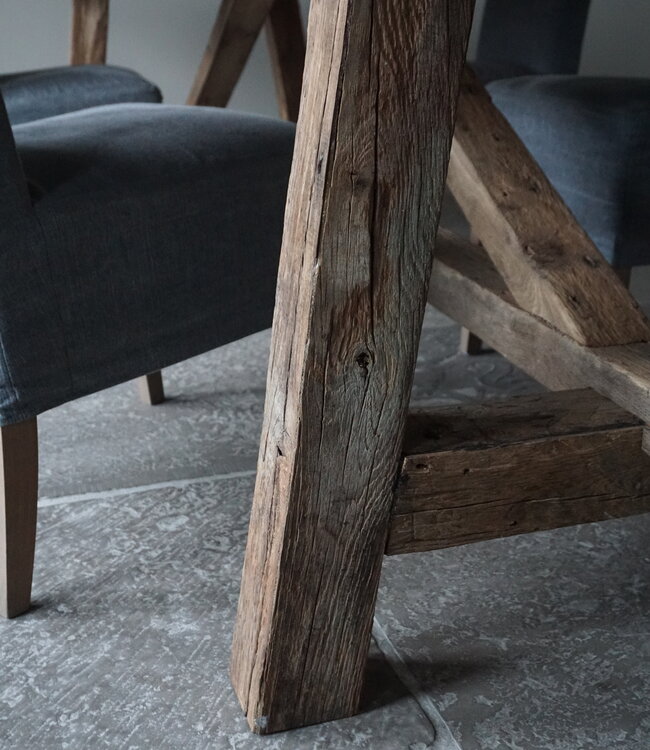 Rene Houtman Oud Eikenhouten Tafel | H79 x B300 x D100 cm