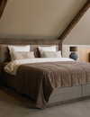 Rene Houtman Boxspring Bed Woods Oud Eikenhout Kiss Army