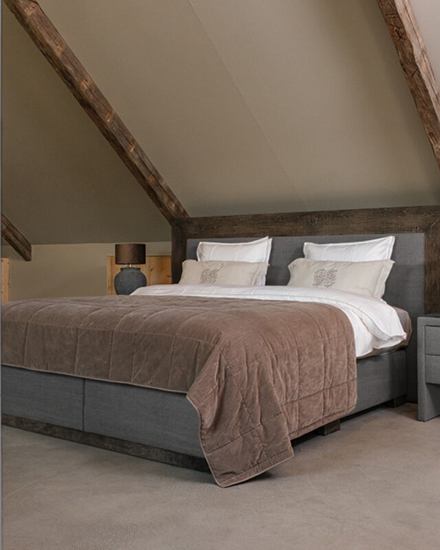 Rene Houtman Boxspring Bed Woods Oud Eikenhout Kiss Light Grey