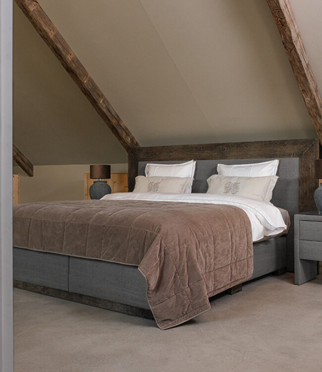 Rene Houtman Boxspring Bed Woods Oud Eikenhout Kiss Light Grey