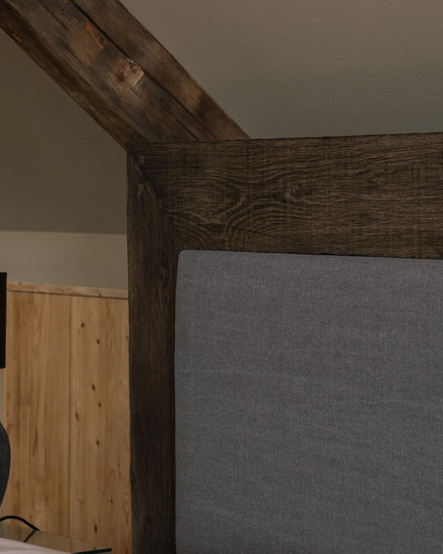 Rene Houtman Boxspring Bed Woods Oud Eikenhout Kiss Light Grey
