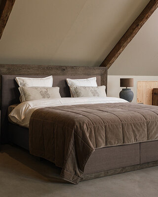 Rene Houtman Boxspring Bed Woods Oud Eikenhout Kiss Brown