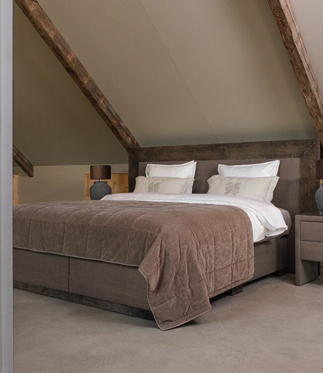 Rene Houtman Boxspring Bed Woods Oud Eikenhout Kiss Brown