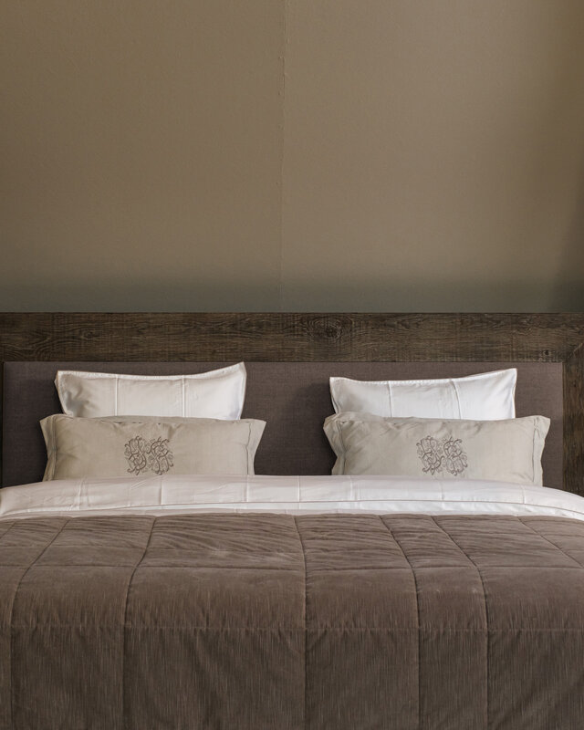 Rene Houtman Boxspring Bed Woods Oud Eikenhout Kiss Brown
