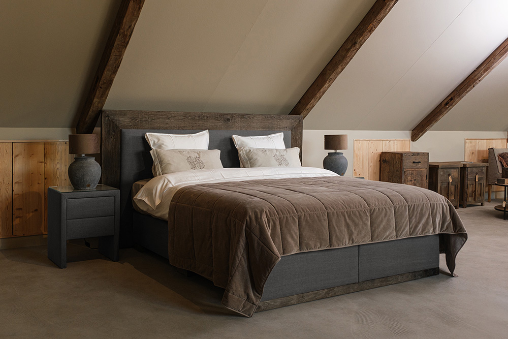 Rene Houtman Boxspring Bed Woods Oud Eikenhout Kiss Grey
