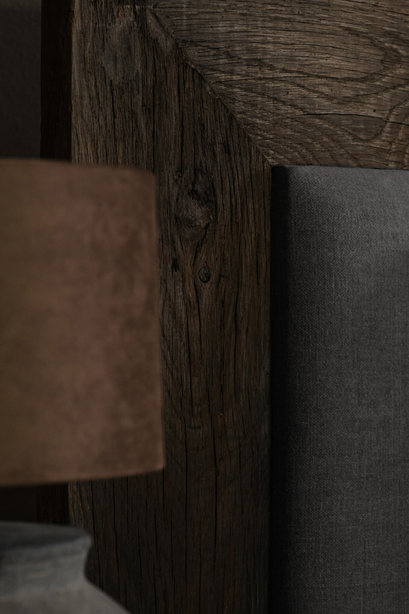 Rene Houtman Boxspring Bed Woods Oud Eikenhout Kiss Grey