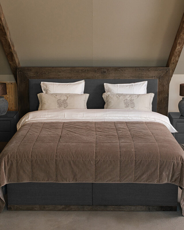 Rene Houtman Boxspring Bed Woods Oud Eikenhout Kiss Graphite