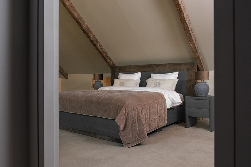 Rene Houtman Boxspring Bed Woods Oud Eikenhout Kiss Graphite