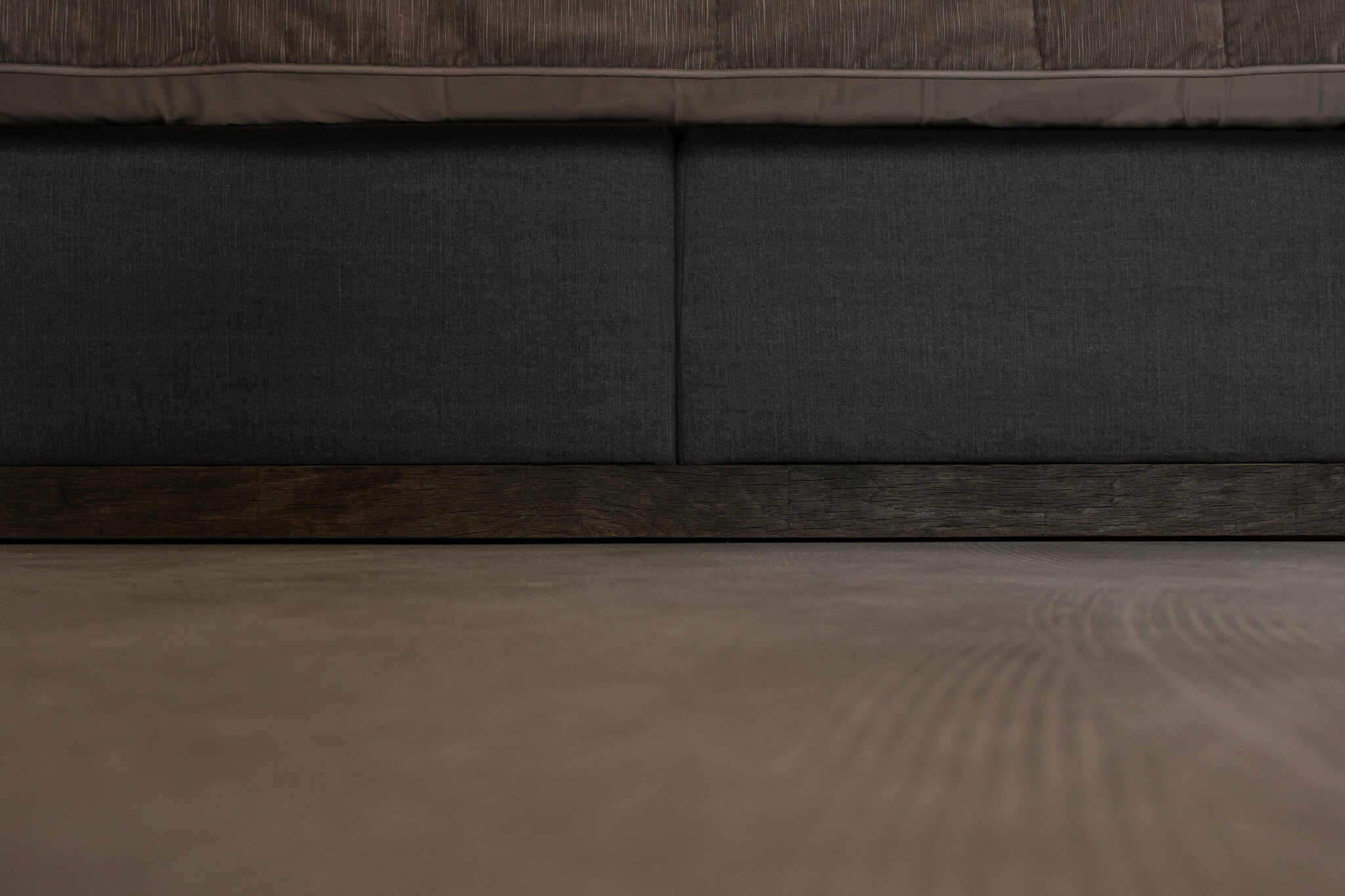 Rene Houtman Boxspring Bed Woods Oud Eikenhout Kiss Graphite