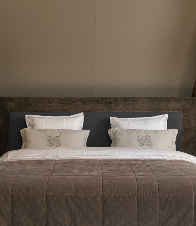 Rene Houtman Boxspring Bed Woods Oud Eikenhout Kiss Graphite