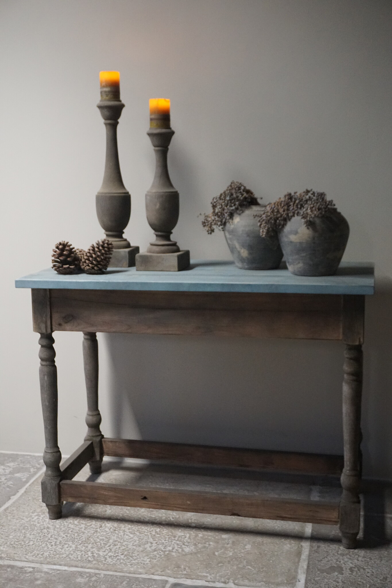 Rene Houtman Sidetable Recycled | Gekrulde Poot | Eikenhout | H90,5 x B120 x D59,5 cm
