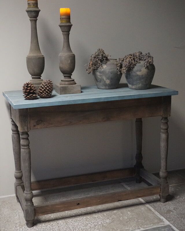 Rene Houtman Sidetable Recycled | Gekrulde Poot | Eikenhout | H90,5 x B120 x D59,5 cm