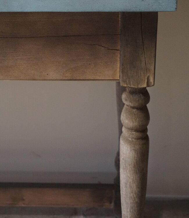 Rene Houtman Sidetable Recycled | Gekrulde Poot | Eikenhout | H90,5 x B120 x D59,5 cm