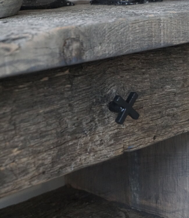 Rene Houtman Nachtkastje | Oud Geborsteld Eiken | H60 x B50 x D35 cm