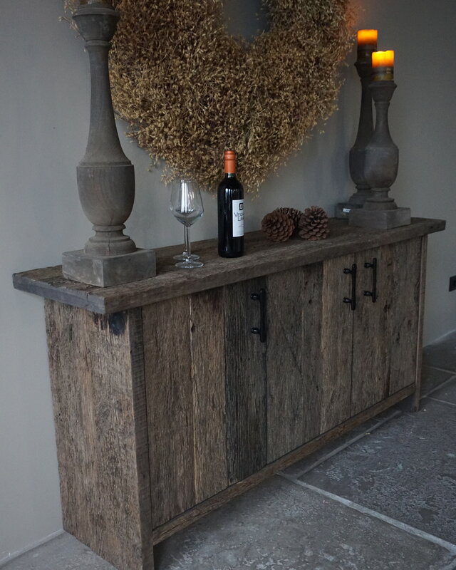 Rene Houtman Sidetable | Oud Geborsteld Eiken | H78 x B160 x D40 cm