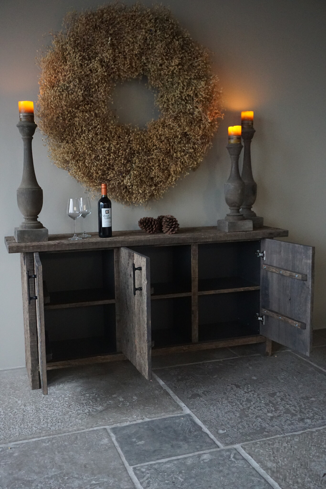 Rene Houtman Sidetable | Oud Geborsteld Eiken | H78 x B160 x D40 cm