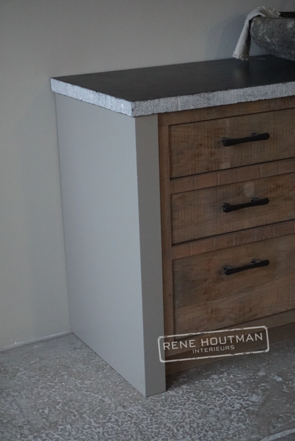 Rene Houtman Badkamermeubel | Verouderd Eiken | H85 x B120 x D55 cm