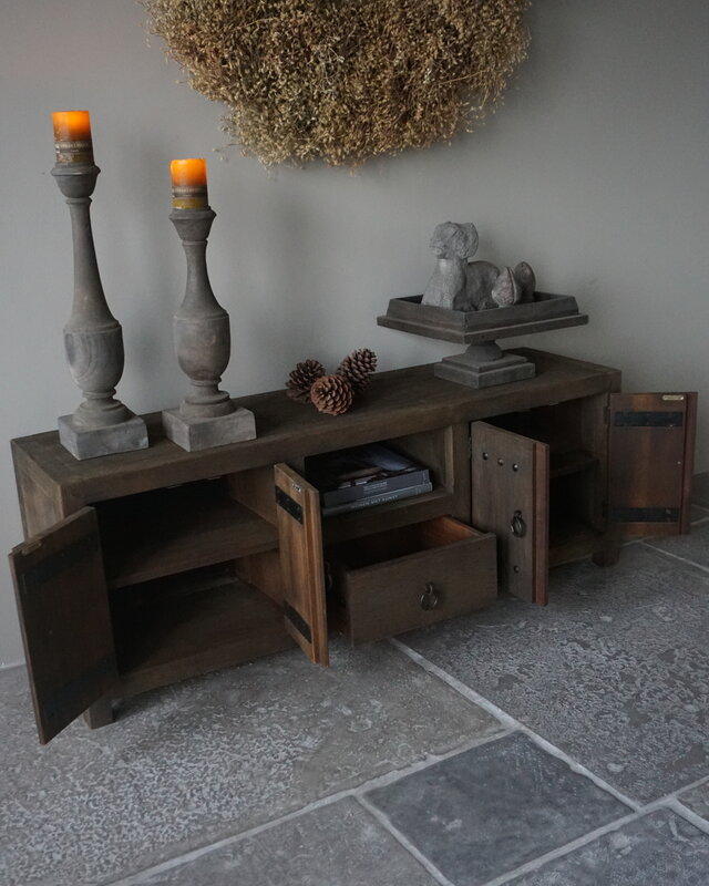 Rene Houtman TV-Meubel Rough | Grey | H55,5 x B150 x D40,5 Cm