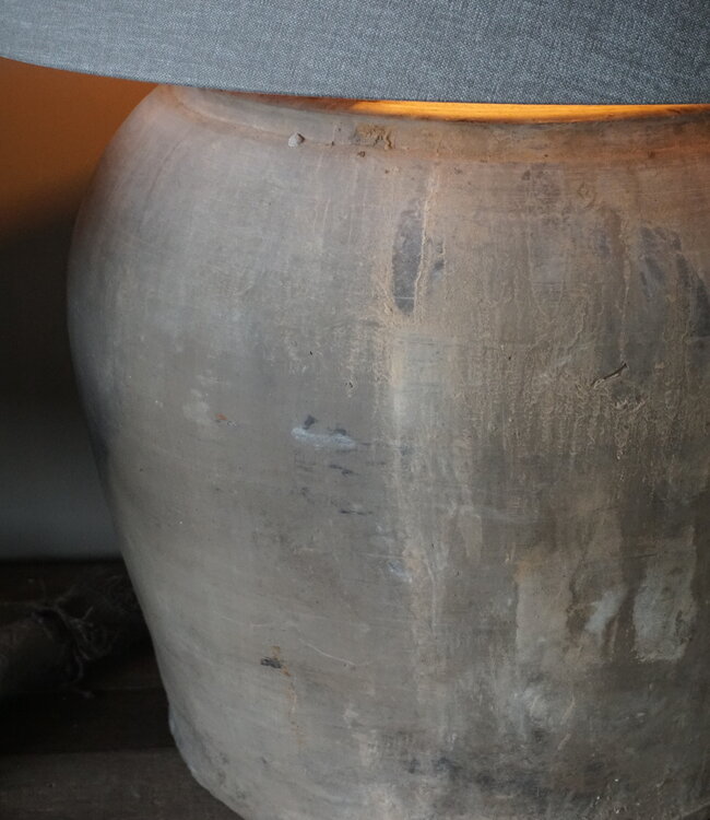 Aura Peeperkorn Chinese Terracotta Lamp | H42 x D42 Cm