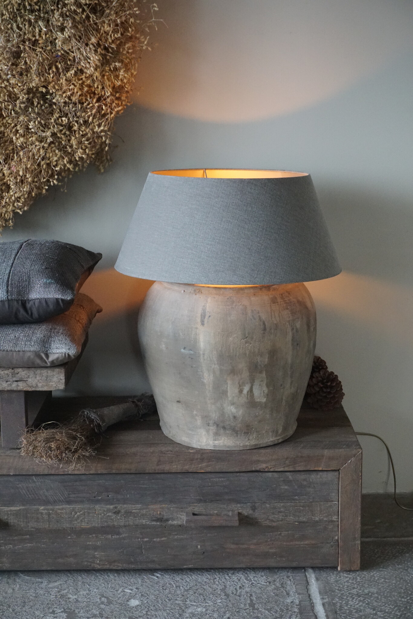 Aura Peeperkorn Chinese Terracotta Lamp | H42 x D42 Cm