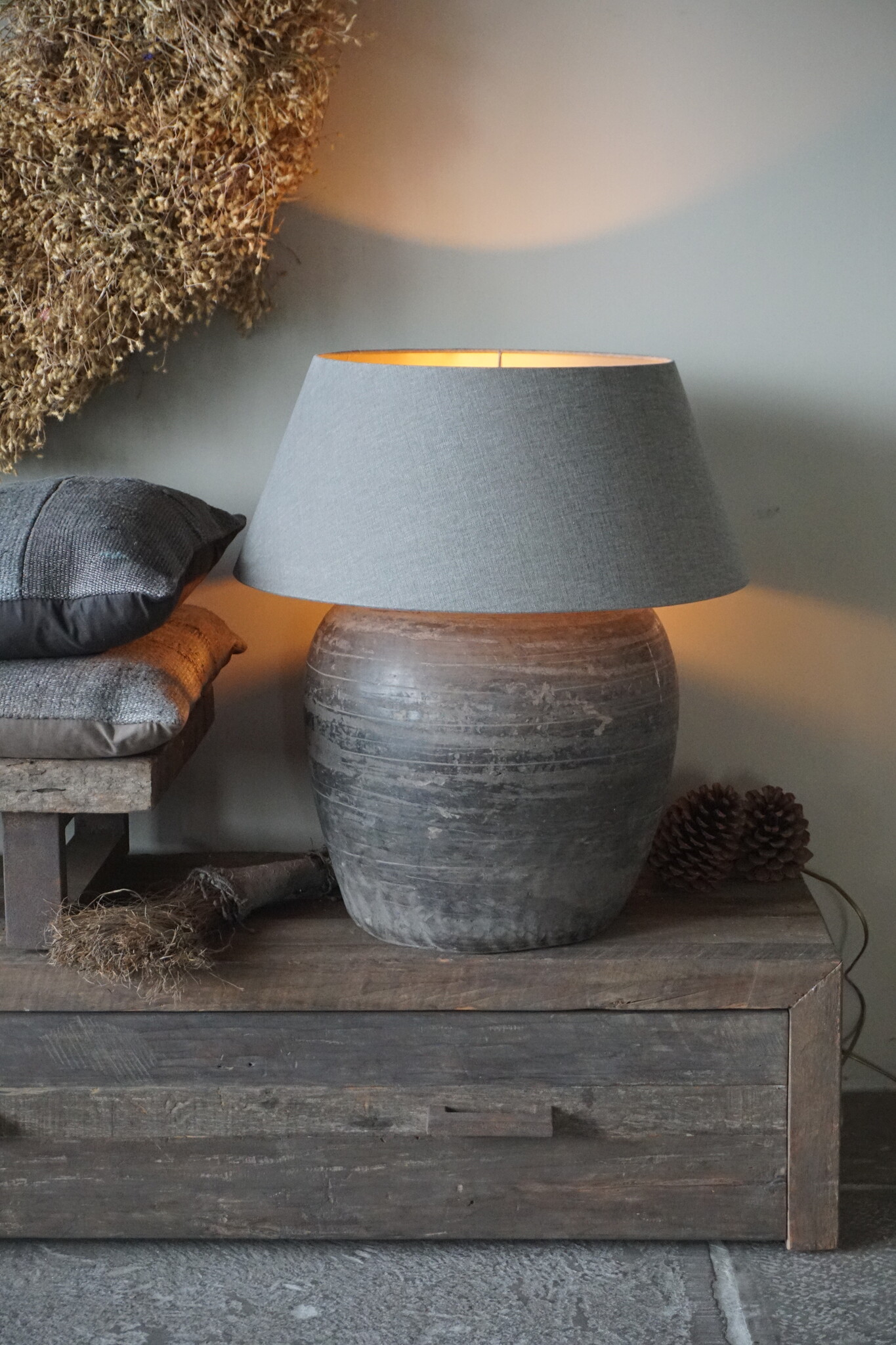 Aura Peeperkorn Chinese Terracotta Lamp | H39 x D38 Cm
