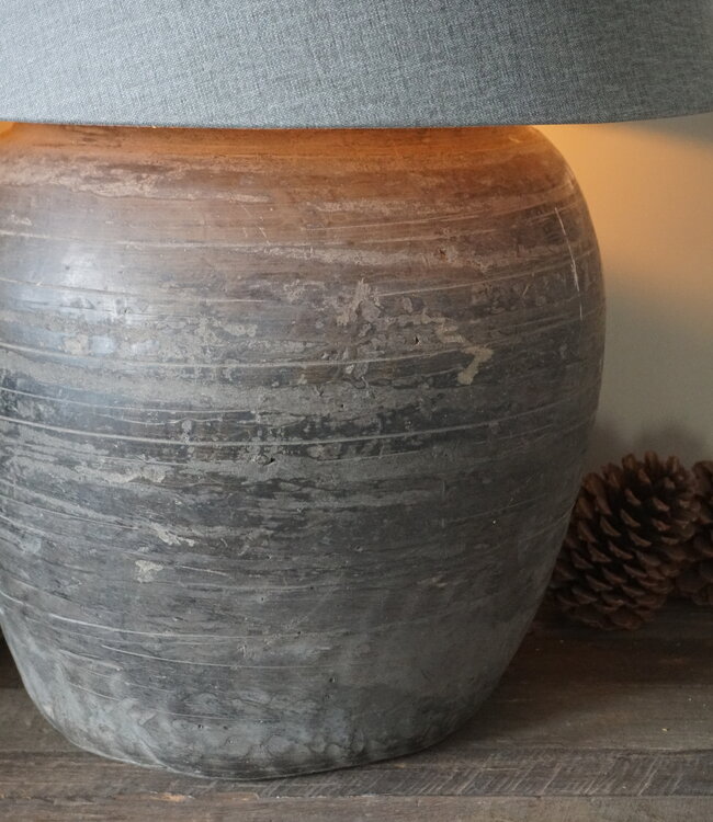 Aura Peeperkorn Chinese Terracotta Lamp | H39 x D38 Cm