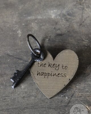Be-Uniq Sleutel met tekst E | Happiness
