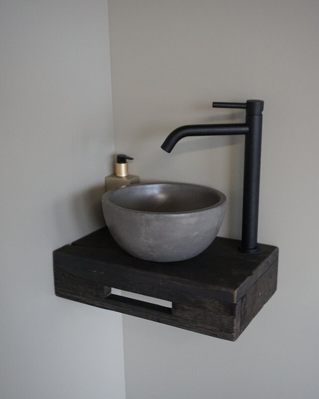 Rene Houtman Oakie Dark Toiletmeubel Zwevend Handdoekhouder
