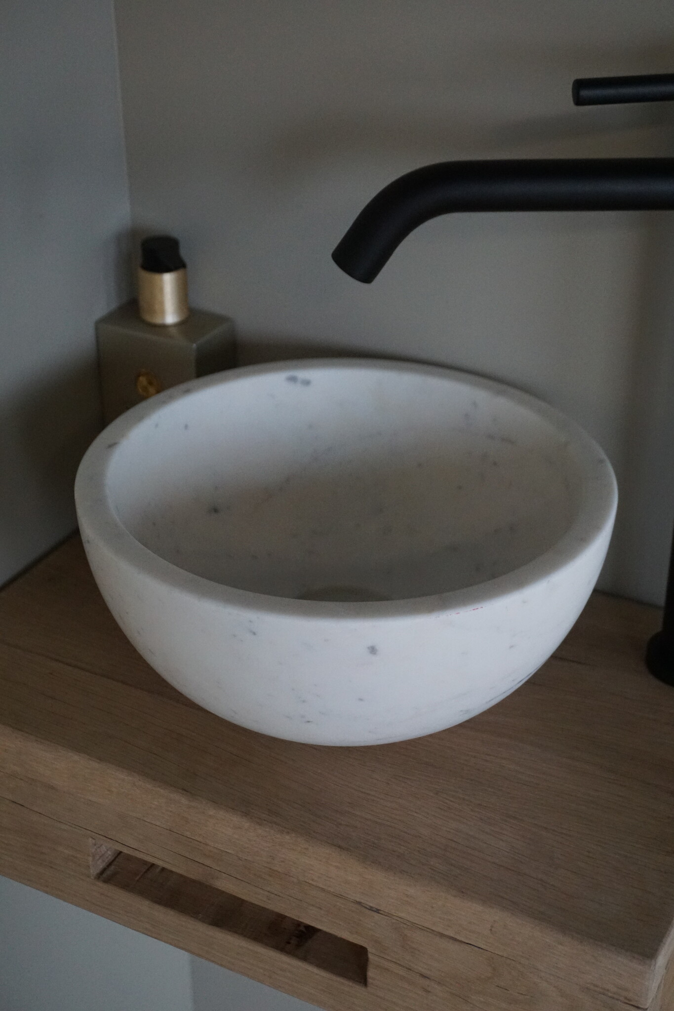 Rene Houtman Oakie Light Toiletmeubel Zwevend Handdoekhouder