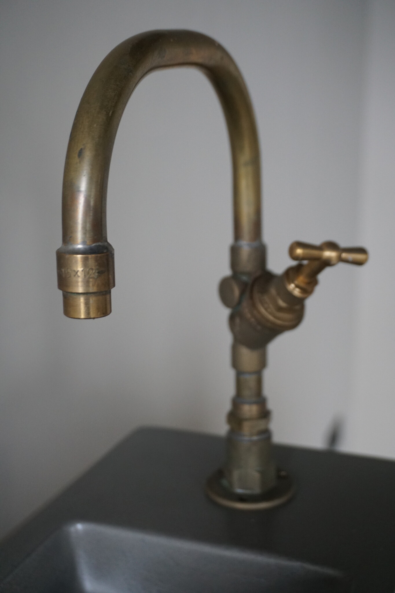 Rene Houtman Breda - Koperen Kraan - Koud Water - Opzet