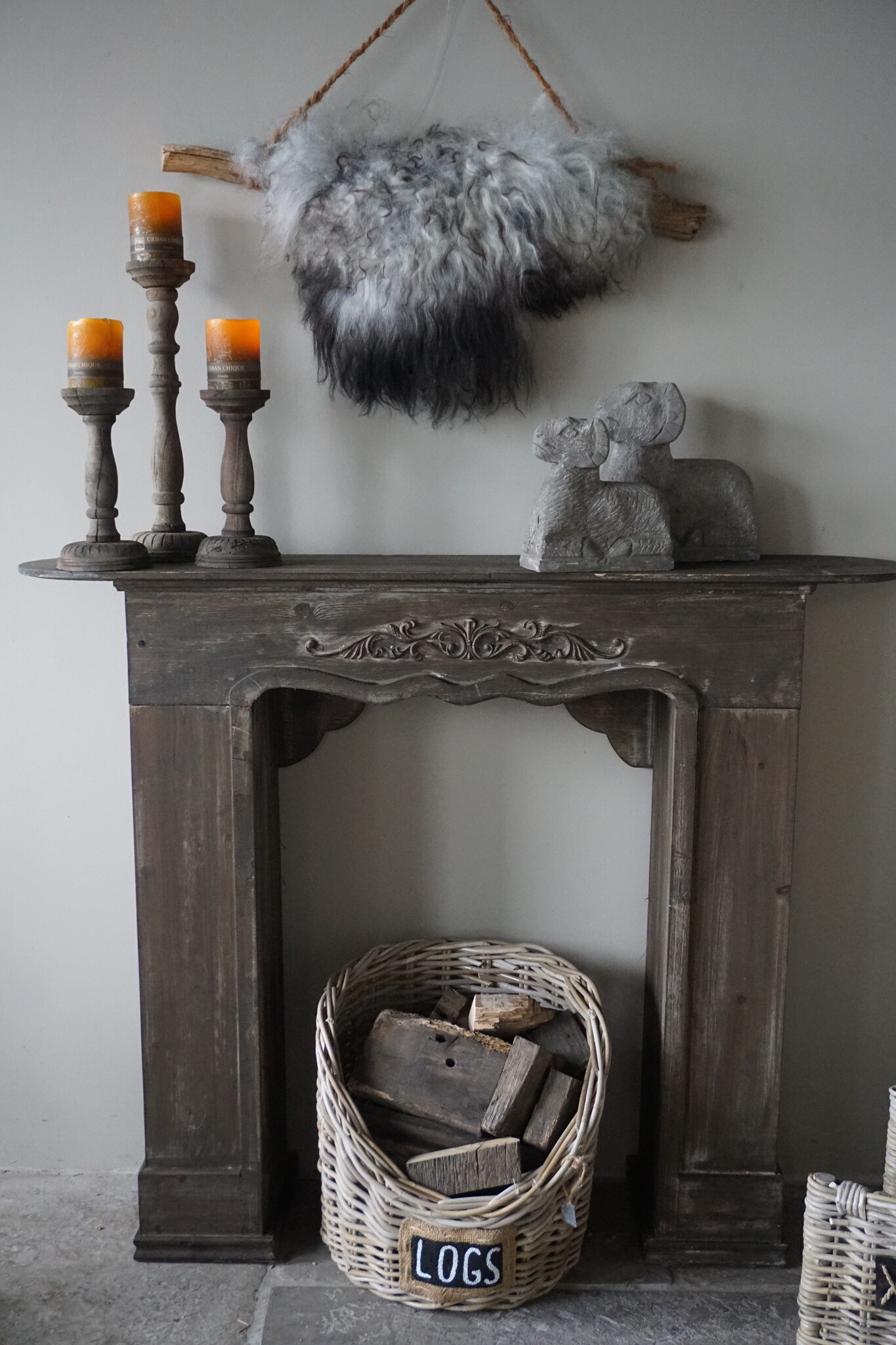 Rene Houtman Wandhanger | Schapenvacht | H40 x B80 cm