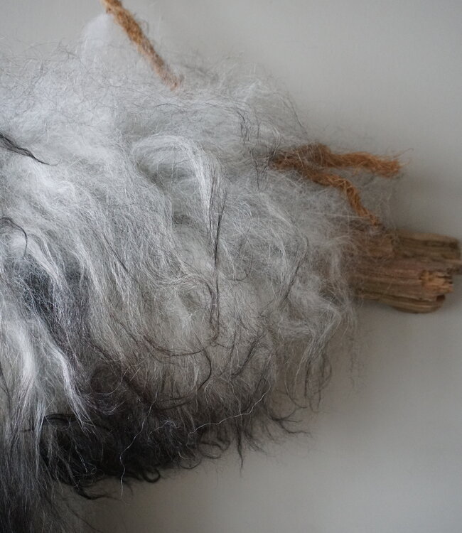 Rene Houtman Wandhanger | Schapenvacht | H40 x B80 cm