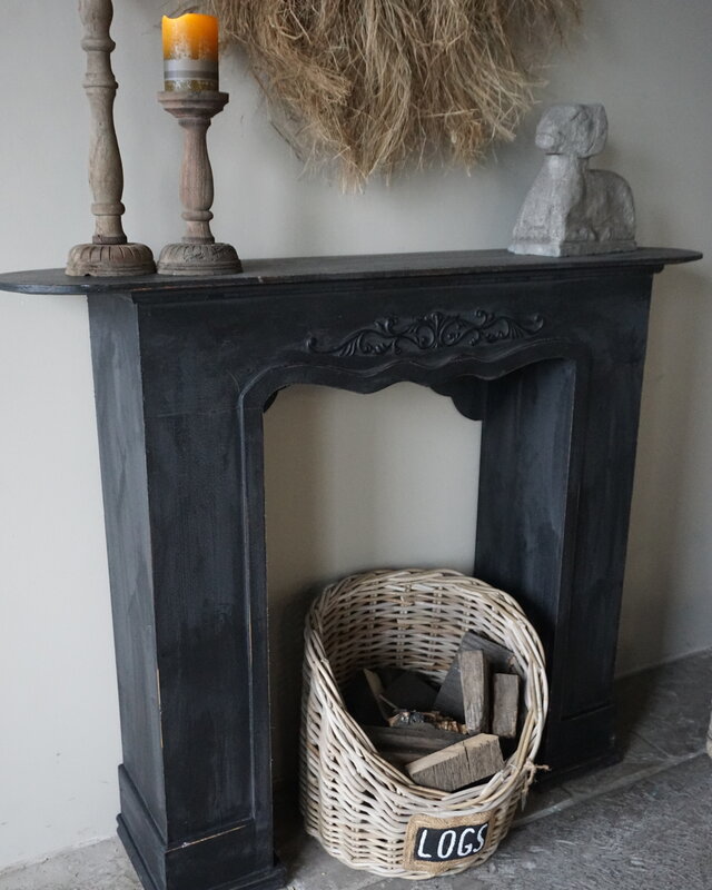 Rene Houtman Sfeervolle Houten Schouw | Zwart | H101 x B125 x D28 cm