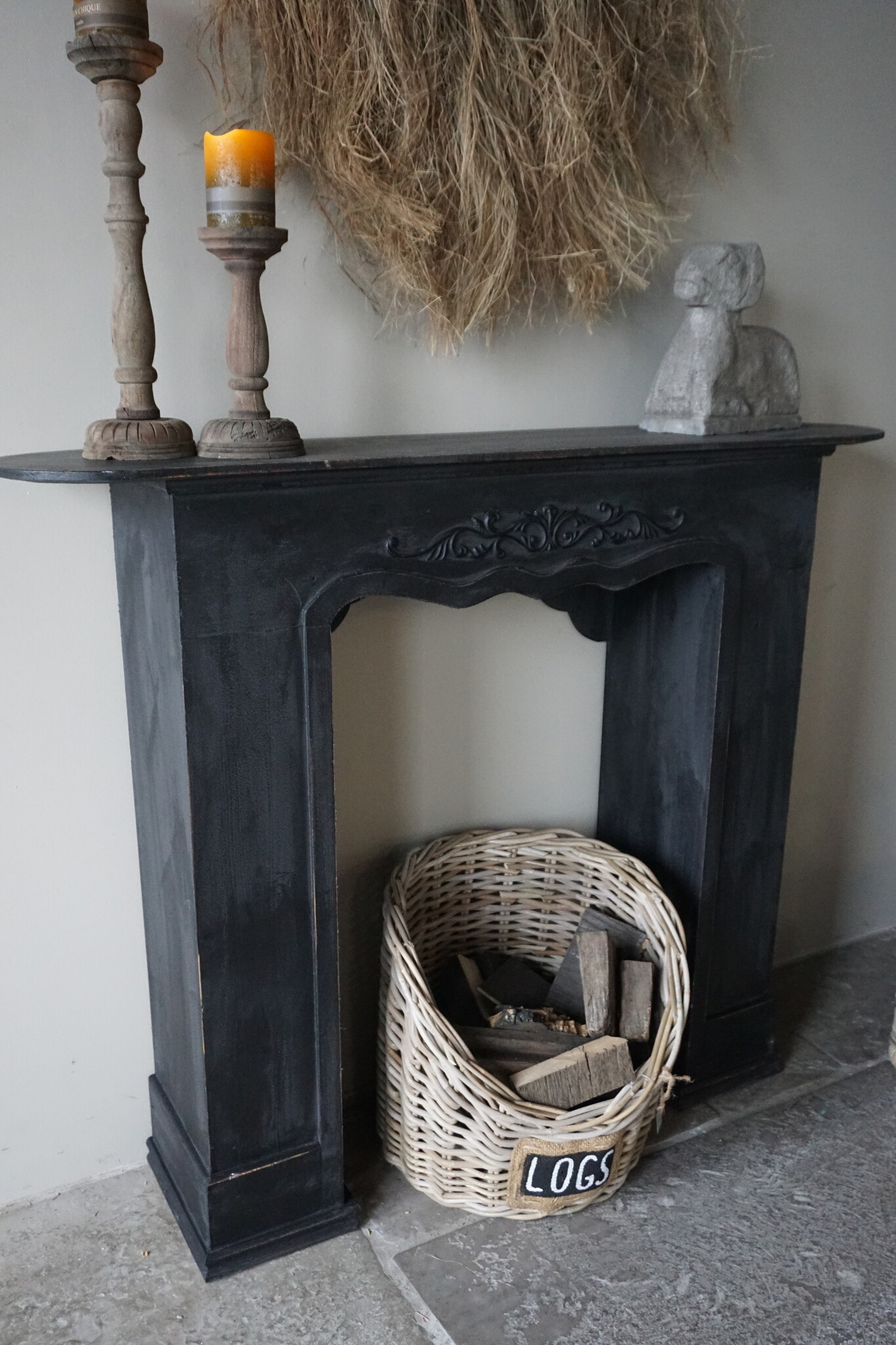 sfeervolle-houten-schouw-zwart-h101-x-b125-x-d28-cm-rene-houtman