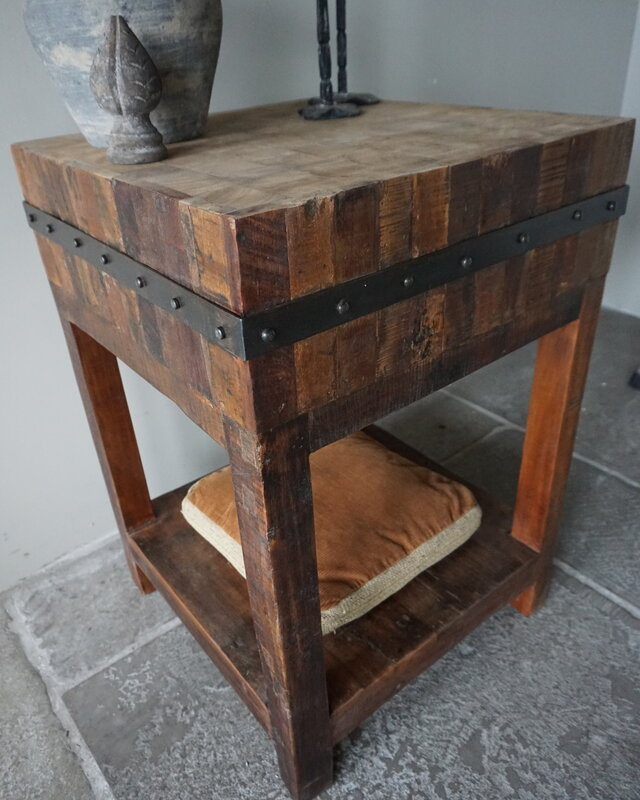 Rene Houtman Hakblok Tafeltje | Oud Teak | H87 x B60 cm