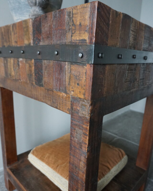 Rene Houtman Hakblok Tafeltje | Oud Teak | H87 x B60 cm