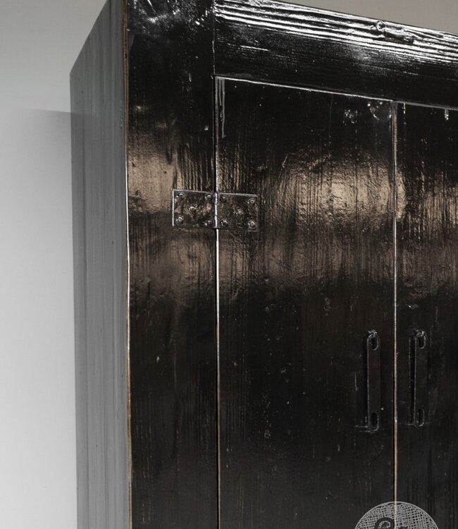 Be-Uniq Oude Kast | China | Hoogglans | H216xB100xD45 Cm