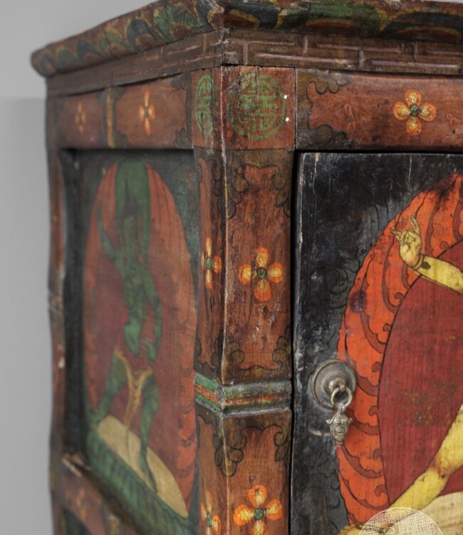 Be-Uniq Antiek Kleurrijk Kastje | Tibet | H91xB50xD49 Cm