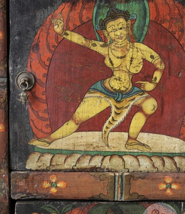 Be-Uniq Antiek Kleurrijk Kastje | Tibet | H91xB50xD49 Cm