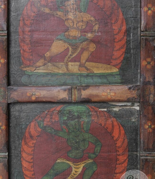 Be-Uniq Antiek Kleurrijk Kastje | Tibet | H91xB50xD49 Cm