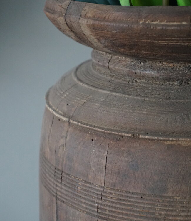 Aura Peeperkorn Nepalese Houten Pot | L