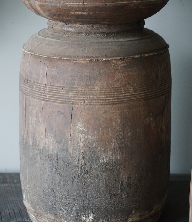 Aura Peeperkorn Nepalese Houten Pot | L
